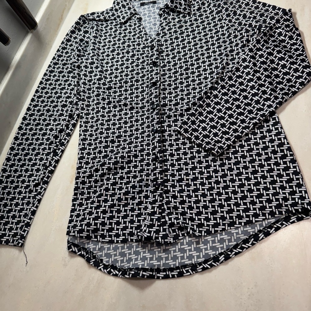 Strazzi Women Medium Black/White Graphic Jersey Spandex LS Top Style K881304